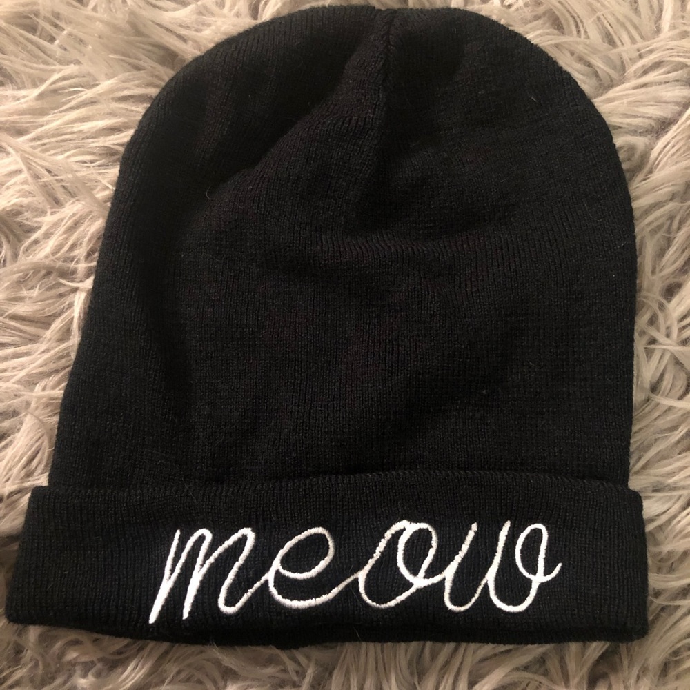 “MEOW” Beanie